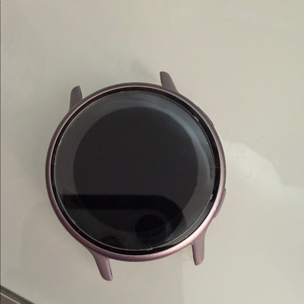 Purple Garmin Vivoactivate 5